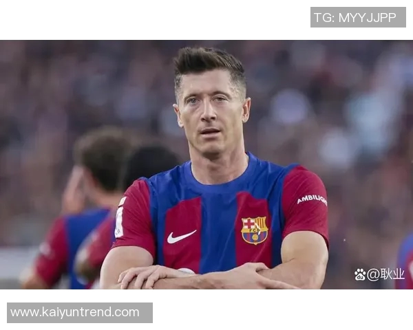 莱奥替补表现失常两度错失良机遭球迷怒斥